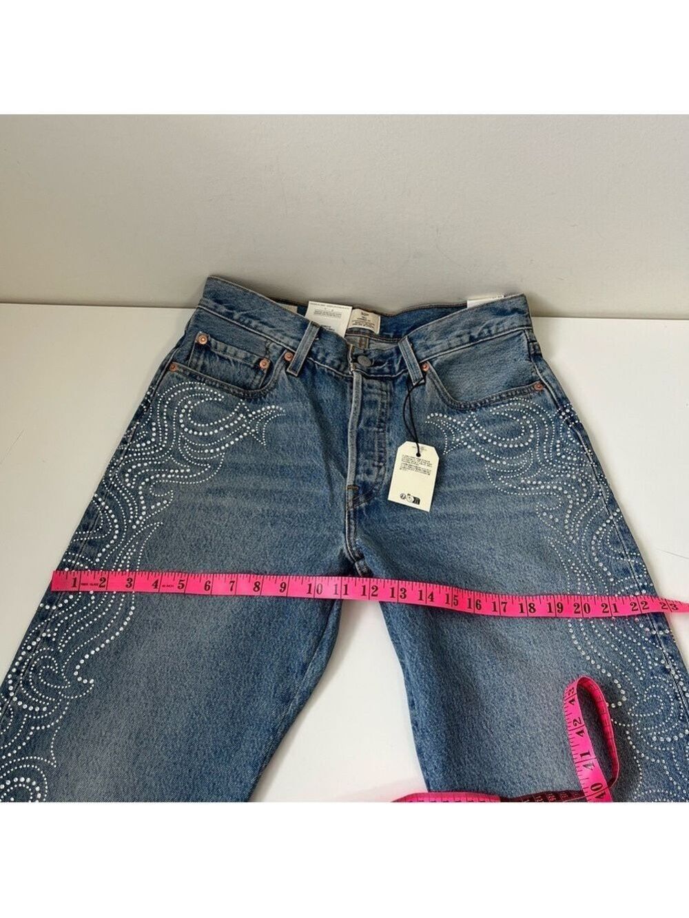 Levi's x Beyoncé 501 90s Jeans Size 27 - Picture 16 of 16
